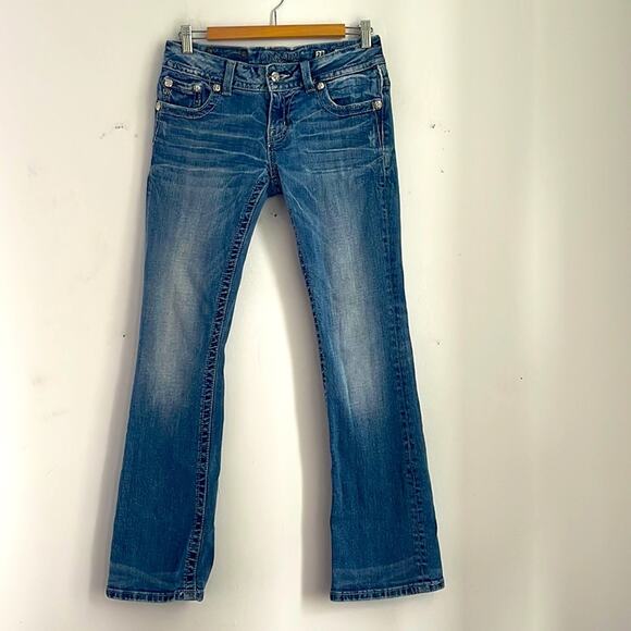 Miss Me JE5392B2R low rise rhinestone sequin embellished boot cut jeans sz 28 - Picture 1 of 9
